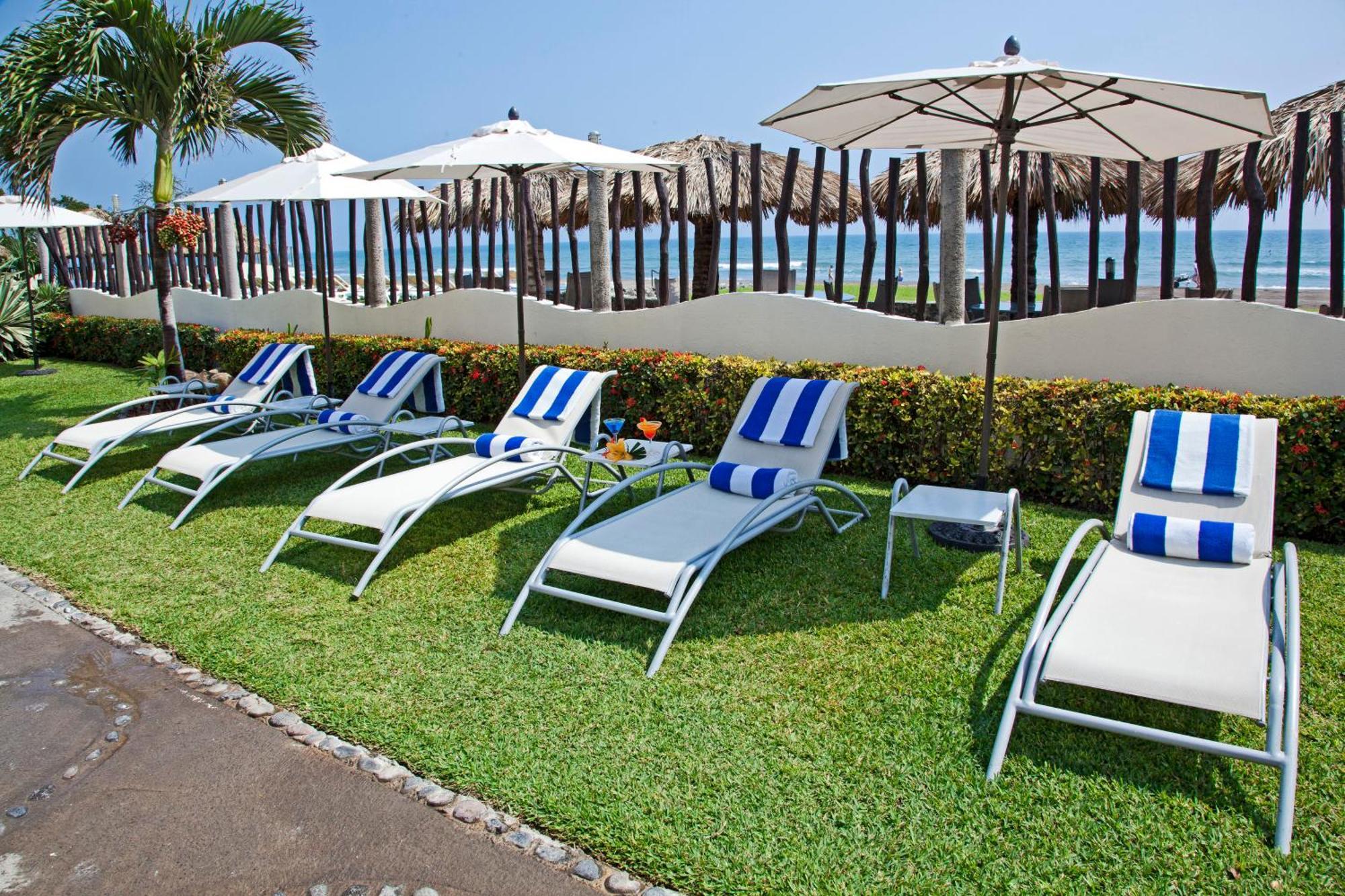 Artisan Playa Esmeralda Family Beach Hotel Playa Chachalacas Eksteriør billede