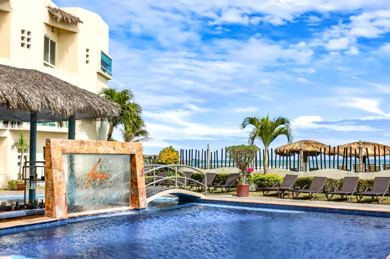 Artisan Playa Esmeralda Family Beach Hotel Playa Chachalacas Eksteriør billede