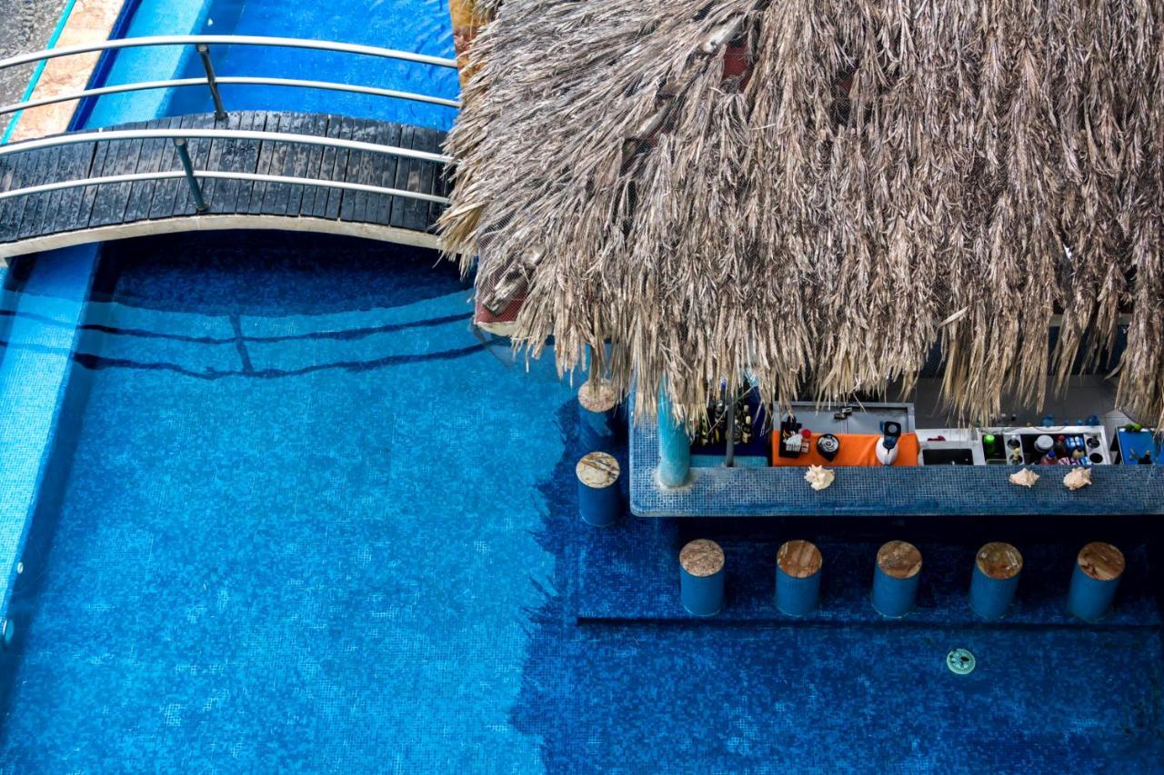 Artisan Playa Esmeralda Family Beach Hotel Playa Chachalacas Eksteriør billede